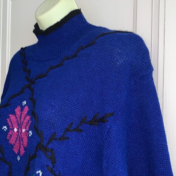 Vtg Russ blue long stylized snowflake sweater - Picture 2 of 9